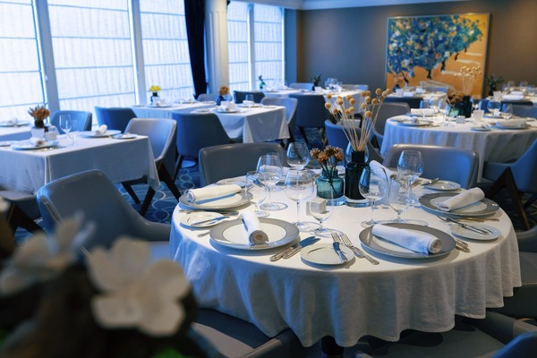 Azamara Cruises Aqualina Dining ©Jenna Lyn, Azamara Cruises1.jpg